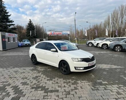 Белый Шкода Рапид, объемом двигателя 1.6 л и пробегом 189 тыс. км за 7900 $, фото 1 на Automoto.ua
