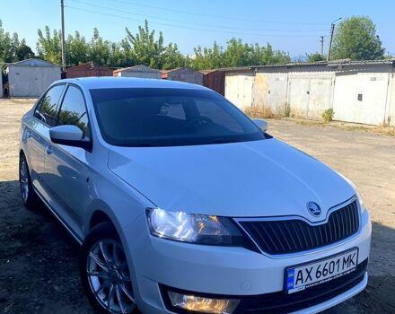 Білий Шкода Рапід, об'ємом двигуна 1.6 л та пробігом 130 тис. км за 9000 $, фото 1 на Automoto.ua