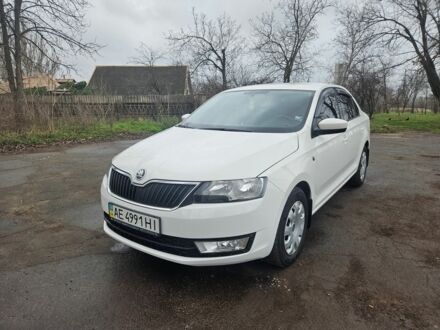 Білий Шкода Рапід, об'ємом двигуна 1.2 л та пробігом 110 тис. км за 7800 $, фото 1 на Automoto.ua