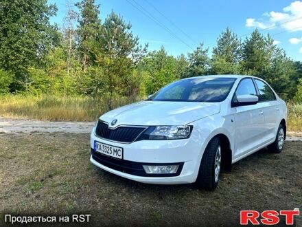 Шкода Рапид 2013 в Катеринополе на Automoto.ua Белый Шкода Рапид, объемом двигателя 1.2 л и пробегом 134 тыс. км за 6950 $, фото 1 на Automoto.ua