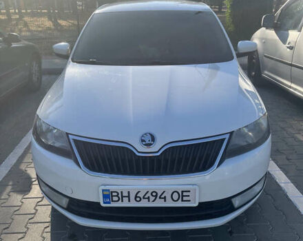 Белый Шкода Рапид, объемом двигателя 1.2 л и пробегом 207 тыс. км за 6200 $, фото 1 на Automoto.ua