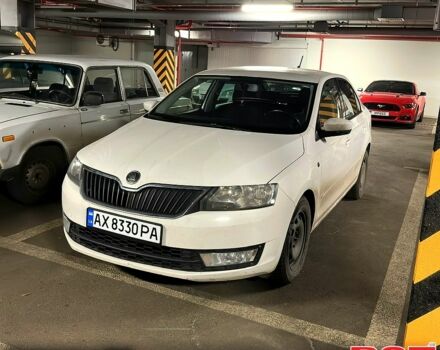 Белый Шкода Рапид, объемом двигателя 1.6 л и пробегом 30000 тыс. км за 8000 $, фото 1 на Automoto.ua