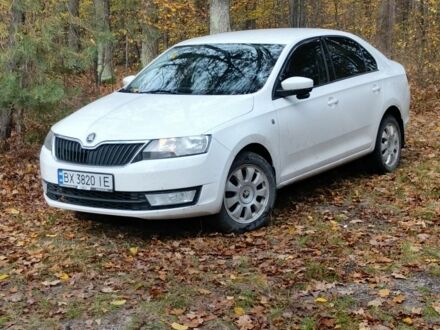 Белый Шкода Рапид, объемом двигателя 1.6 л и пробегом 287 тыс. км за 6900 $, фото 1 на Automoto.ua