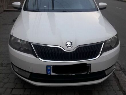 Белый Шкода Рапид, объемом двигателя 1.2 л и пробегом 154 тыс. км за 7500 $, фото 1 на Automoto.ua