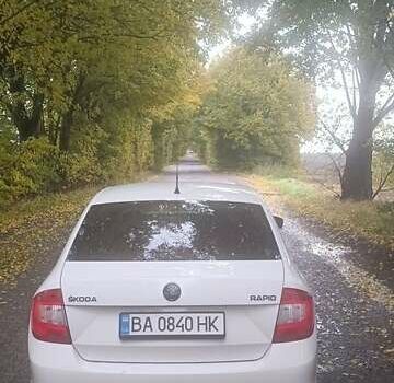 Білий Шкода Рапід, об'ємом двигуна 1.6 л та пробігом 350 тис. км за 8374 $, фото 1 на Automoto.ua