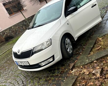 Белый Шкода Рапид, объемом двигателя 1.2 л и пробегом 240 тыс. км за 6750 $, фото 1 на Automoto.ua