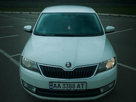 Белый Шкода Рапид, объемом двигателя 1.6 л и пробегом 257 тыс. км за 8500 $, фото 1 на Automoto.ua