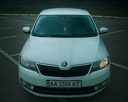 Белый Шкода Рапид, объемом двигателя 1.6 л и пробегом 257 тыс. км за 8500 $, фото 1 на Automoto.ua