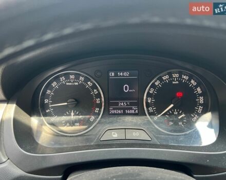 Белый Шкода Рапид, объемом двигателя 1.6 л и пробегом 209 тыс. км за 6900 $, фото 1 на Automoto.ua