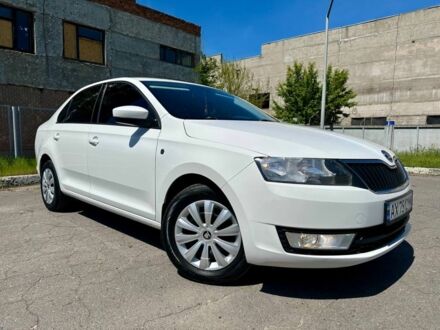 Шкода Рапид 2015 в Ахтырке на Automoto.ua Белый Шкода Рапид, объемом двигателя 1.2 л и пробегом 216 тыс. км за 7500 $, фото 1 на Automoto.ua
