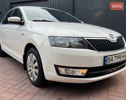 Білий Шкода Рапід, об'ємом двигуна 1.2 л та пробігом 228 тис. км за 7000 $, фото 1 на Automoto.ua