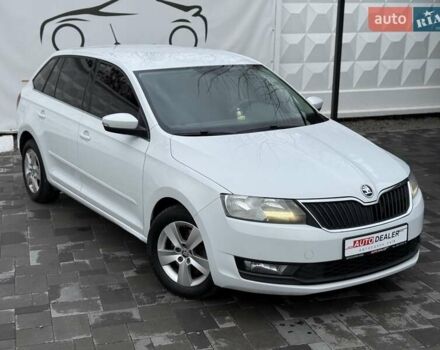 Белый Шкода Рапид, объемом двигателя 1.6 л и пробегом 249 тыс. км за 9500 $, фото 1 на Automoto.ua