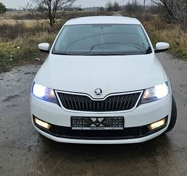 Білий Шкода Рапід, об'ємом двигуна 1.6 л та пробігом 255 тис. км за 9200 $, фото 1 на Automoto.ua