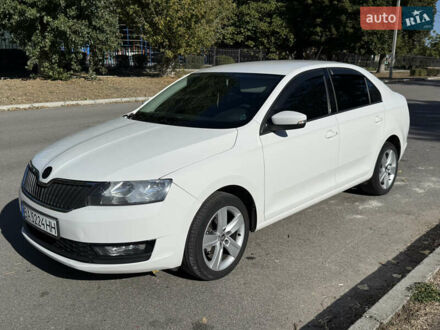 Білий Шкода Рапід, об'ємом двигуна 1 л та пробігом 142 тис. км за 9300 $, фото 1 на Automoto.ua