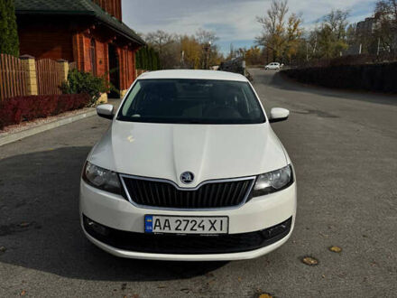 Белый Шкода Рапид, объемом двигателя 1.6 л и пробегом 147 тыс. км за 11200 $, фото 1 на Automoto.ua