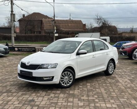 Белый Шкода Рапид, объемом двигателя 1.6 л и пробегом 158 тыс. км за 9400 $, фото 1 на Automoto.ua