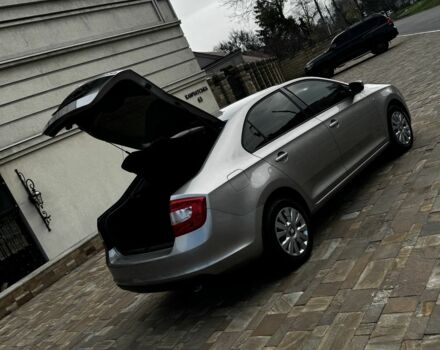 Бежевый Шкода Рапид, объемом двигателя 1.6 л и пробегом 190 тыс. км за 8900 $, фото 4 на Automoto.ua