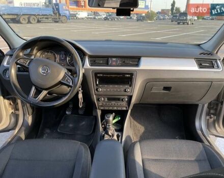 Бежевий Шкода Рапід, об'ємом двигуна 1.2 л та пробігом 163 тис. км за 7800 $, фото 16 на Automoto.ua