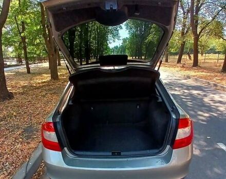 Бежевый Шкода Рапид, объемом двигателя 1.2 л и пробегом 218 тыс. км за 5900 $, фото 1 на Automoto.ua