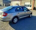 Бежевий Шкода Рапід, об'ємом двигуна 1.2 л та пробігом 110 тис. км за 8000 $, фото 3 на Automoto.ua