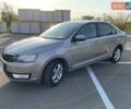 Бежевий Шкода Рапід, об'ємом двигуна 1.2 л та пробігом 163 тис. км за 7800 $, фото 4 на Automoto.ua