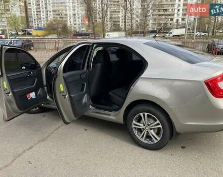 Бежевый Шкода Рапид, объемом двигателя 1.6 л и пробегом 207 тыс. км за 8300 $, фото 6 на Automoto.ua