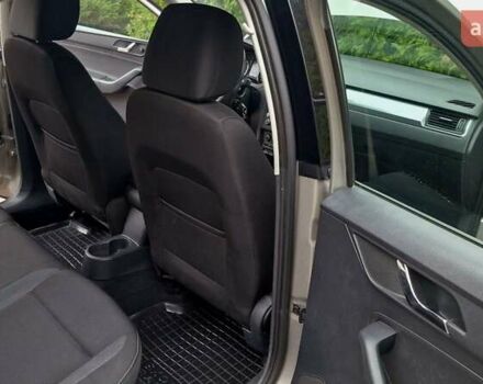 Бежевый Шкода Рапид, объемом двигателя 1.2 л и пробегом 82 тыс. км за 9270 $, фото 28 на Automoto.ua