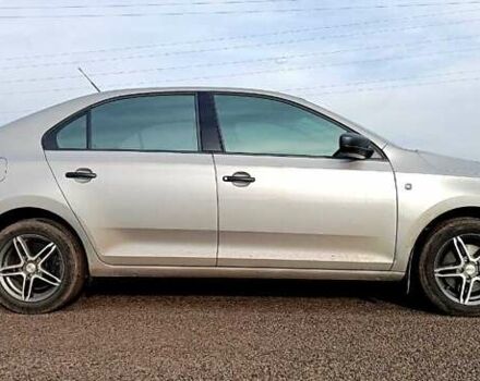 Бежевий Шкода Рапід, об'ємом двигуна 1.6 л та пробігом 76 тис. км за 8500 $, фото 7 на Automoto.ua