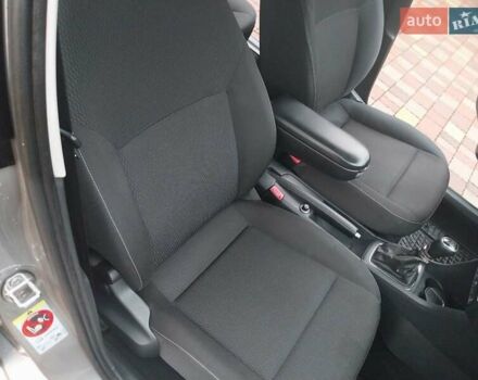 Бежевий Шкода Рапід, об'ємом двигуна 1.2 л та пробігом 154 тис. км за 6700 $, фото 24 на Automoto.ua