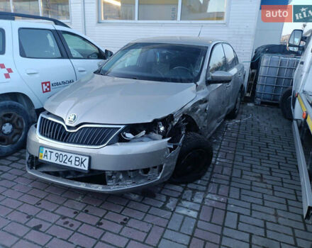 Бежевий Шкода Рапід, об'ємом двигуна 1.6 л та пробігом 111 тис. км за 2900 $, фото 3 на Automoto.ua