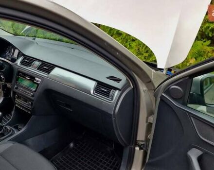 Бежевий Шкода Рапід, об'ємом двигуна 1.2 л та пробігом 82 тис. км за 9200 $, фото 30 на Automoto.ua