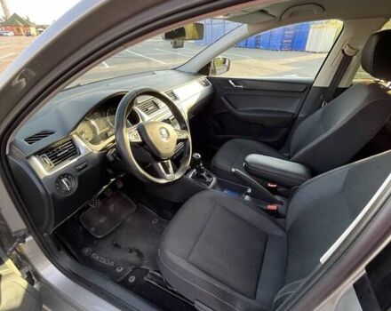 Бежевий Шкода Рапід, об'ємом двигуна 1.2 л та пробігом 163 тис. км за 7800 $, фото 13 на Automoto.ua