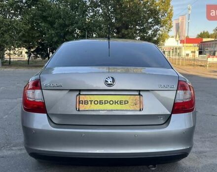 Бежевий Шкода Рапід, об'ємом двигуна 1.2 л та пробігом 88 тис. км за 7700 $, фото 6 на Automoto.ua