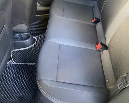 Бежевый Шкода Рапид, объемом двигателя 1.6 л и пробегом 182 тыс. км за 9200 $, фото 12 на Automoto.ua