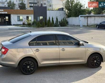 Бежевий Шкода Рапід, об'ємом двигуна 1.2 л та пробігом 192 тис. км за 5700 $, фото 4 на Automoto.ua