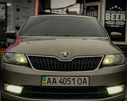 Бежевый Шкода Рапид, объемом двигателя 1.6 л и пробегом 185 тыс. км за 9000 $, фото 3 на Automoto.ua