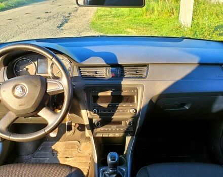 Бежевый Шкода Рапид, объемом двигателя 1.2 л и пробегом 0 тыс. км за 7000 $, фото 2 на Automoto.ua