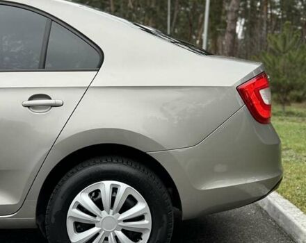 Бежевий Шкода Рапід, об'ємом двигуна 1.6 л та пробігом 187 тис. км за 8500 $, фото 12 на Automoto.ua