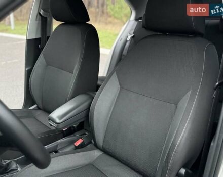 Бежевий Шкода Рапід, об'ємом двигуна 1.6 л та пробігом 187 тис. км за 8500 $, фото 26 на Automoto.ua