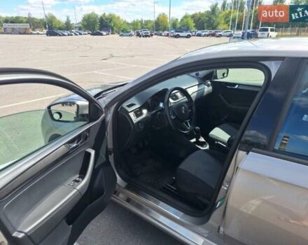 Бежевий Шкода Рапід, об'ємом двигуна 1 л та пробігом 77 тис. км за 11000 $, фото 6 на Automoto.ua