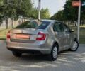 Бежевый Шкода Рапид, объемом двигателя 1.6 л и пробегом 166 тыс. км за 9900 $, фото 2 на Automoto.ua