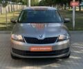 Бежевый Шкода Рапид, объемом двигателя 1.6 л и пробегом 166 тыс. км за 9900 $, фото 1 на Automoto.ua