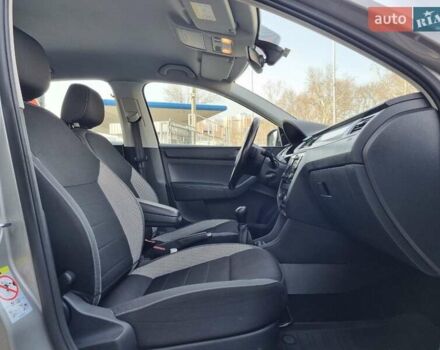 Бежевий Шкода Рапід, об'ємом двигуна 1.2 л та пробігом 231 тис. км за 7900 $, фото 26 на Automoto.ua