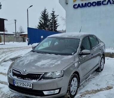 Бежевий Шкода Рапід, об'ємом двигуна 1.2 л та пробігом 82 тис. км за 8760 $, фото 1 на Automoto.ua