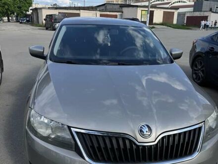 Бежевий Шкода Рапід, об'ємом двигуна 1.2 л та пробігом 140 тис. км за 5500 $, фото 1 на Automoto.ua