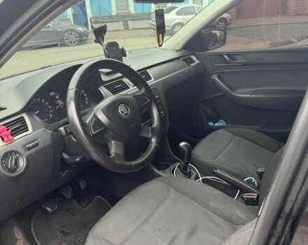 Чорний Шкода Рапід, об'ємом двигуна 1.6 л та пробігом 358 тис. км за 6750 $, фото 4 на Automoto.ua