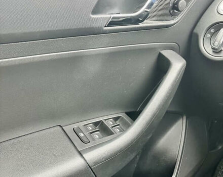 Черный Шкода Рапид, объемом двигателя 1.4 л и пробегом 214 тыс. км за 10600 $, фото 7 на Automoto.ua