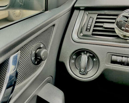 Черный Шкода Рапид, объемом двигателя 1.4 л и пробегом 214 тыс. км за 10600 $, фото 8 на Automoto.ua