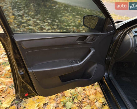 Шкода Рапид 2015 в Тернополе на Automoto.ua Черный Шкода Рапид, объемом двигателя 1.6 л и пробегом 260 тыс. км за 7999 $, фото 9 на Automoto.ua