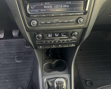 Чорний Шкода Рапід, об'ємом двигуна 1.6 л та пробігом 261 тис. км за 8000 $, фото 20 на Automoto.ua